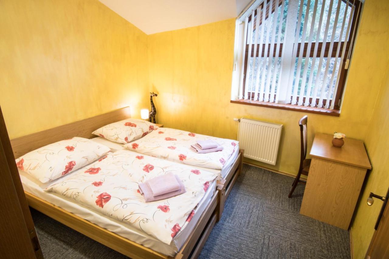 Hotel Šomka Drienica Bagian luar foto