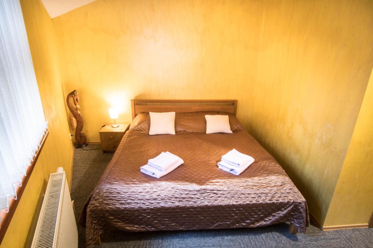 Hotel Šomka Drienica Bagian luar foto
