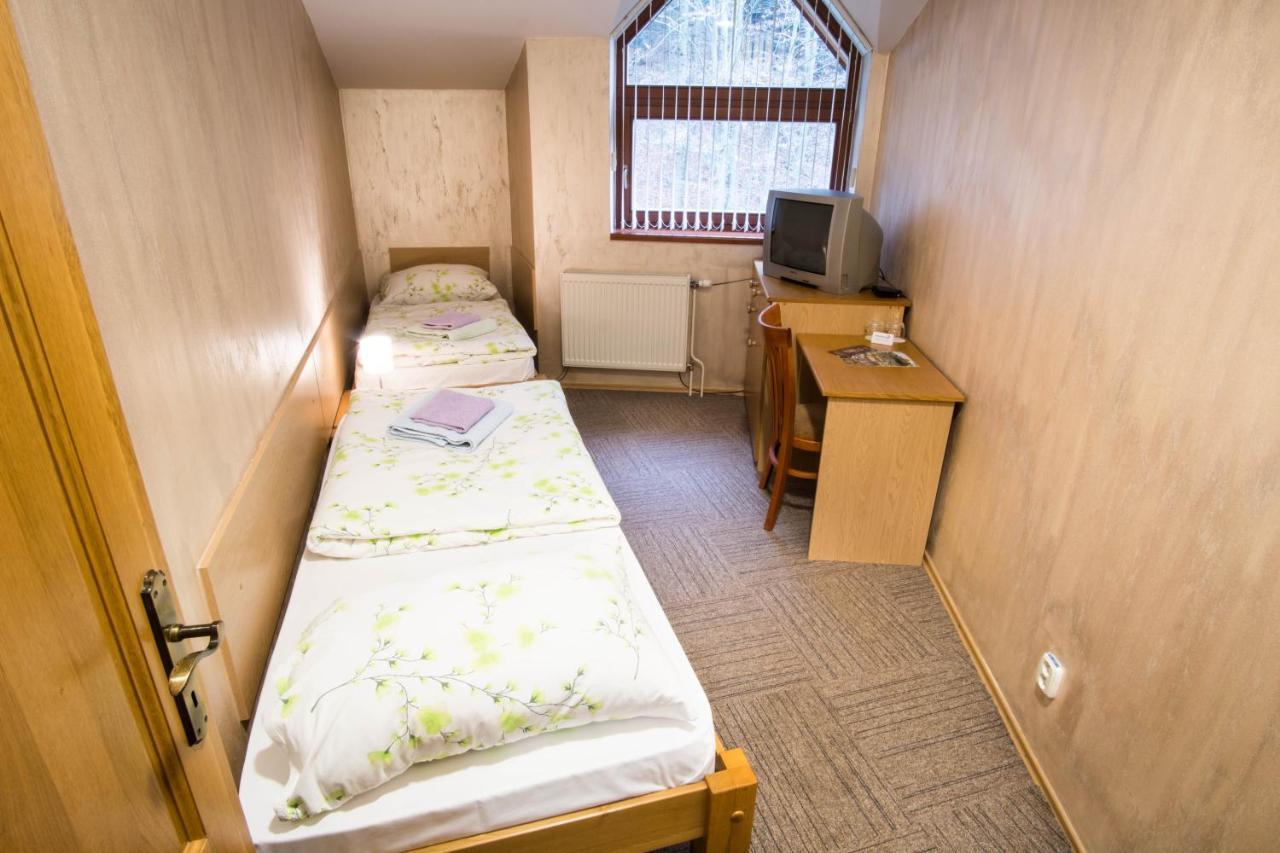Hotel Šomka Drienica Bagian luar foto