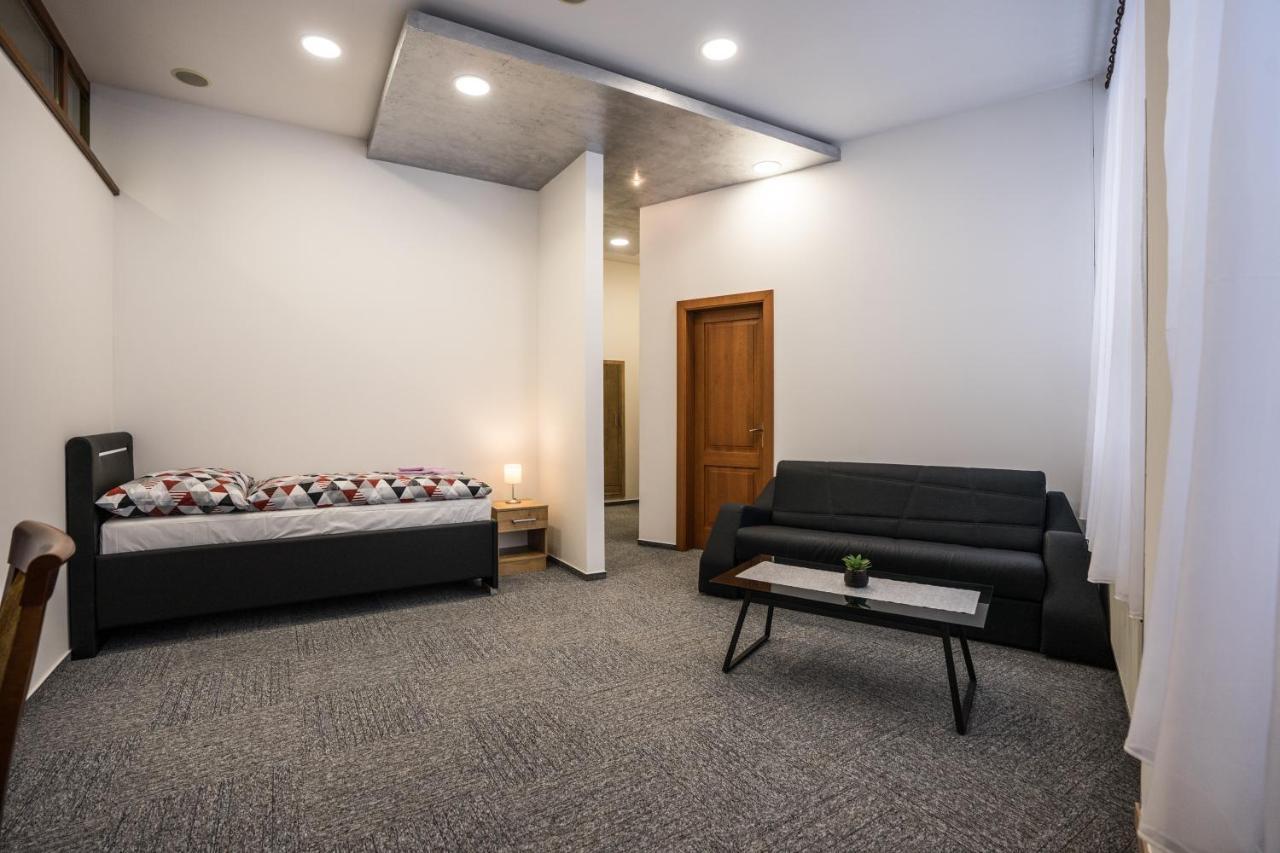 Hotel Šomka Drienica Bagian luar foto