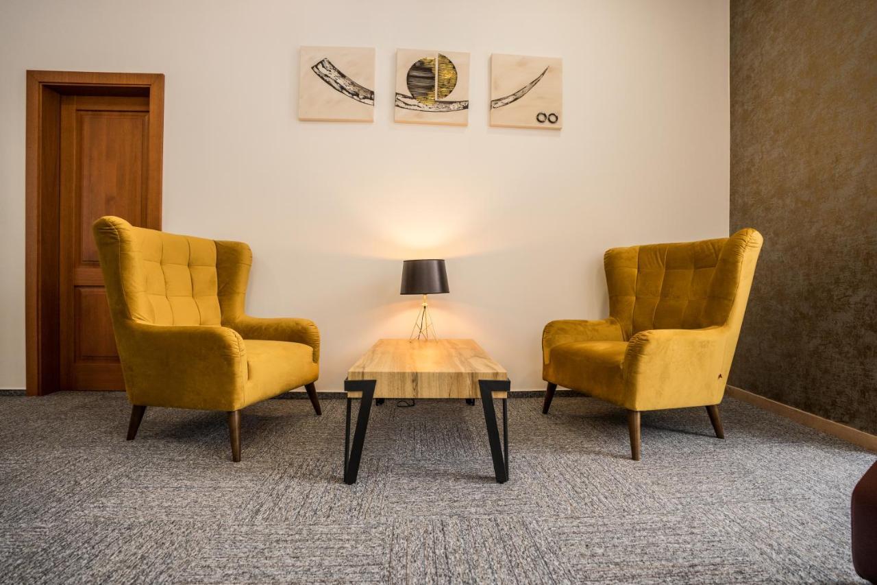 Hotel Šomka Drienica Bagian luar foto