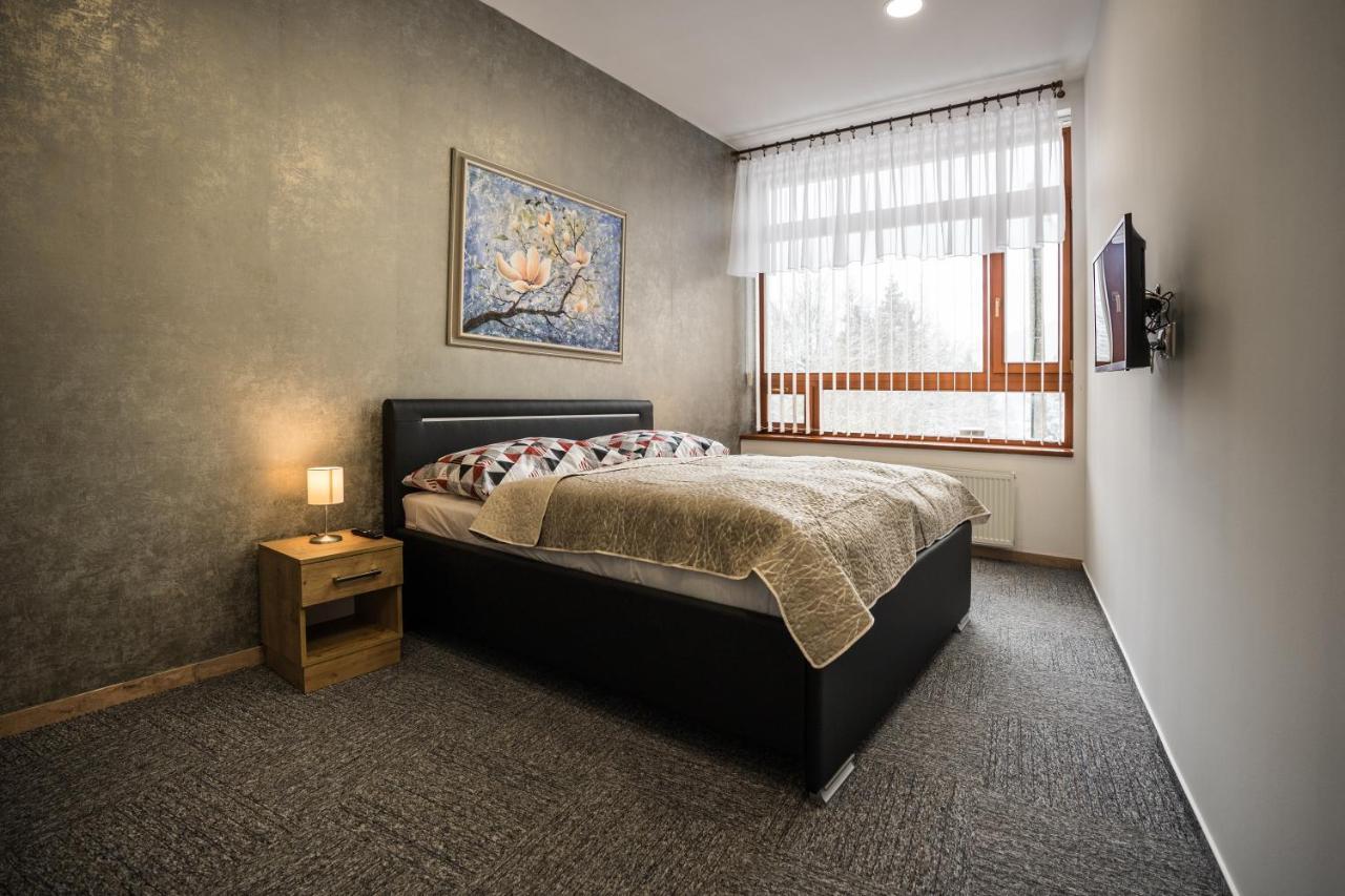 Hotel Šomka Drienica Bagian luar foto