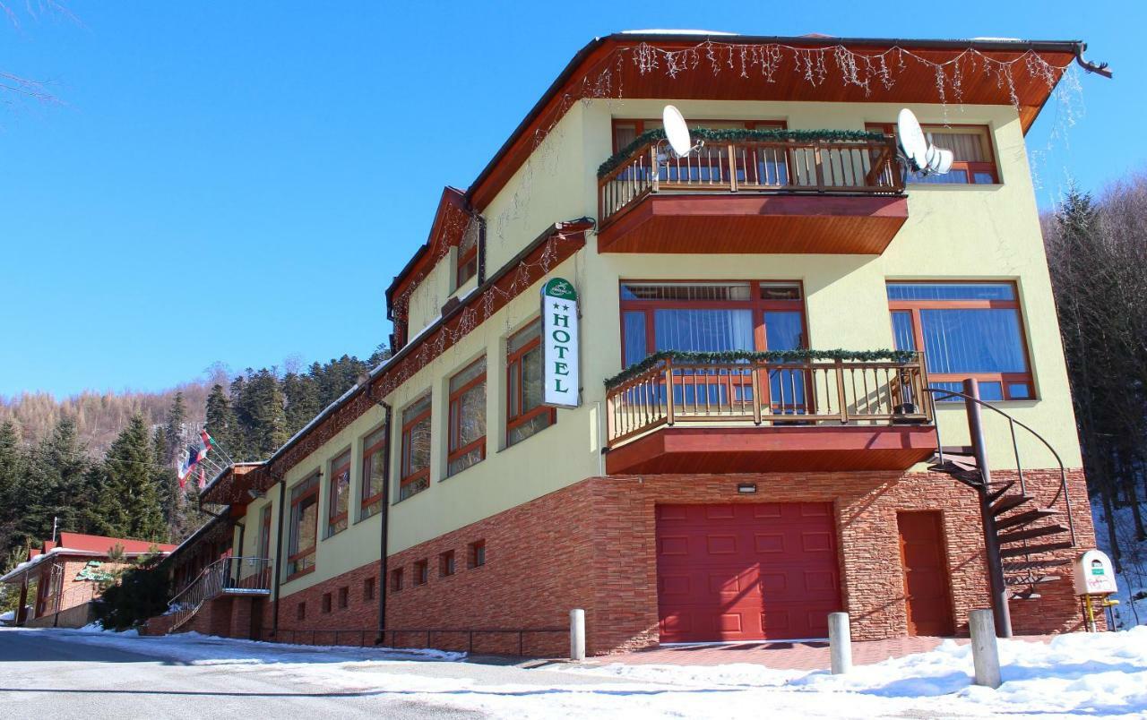 Hotel Šomka Drienica Bagian luar foto