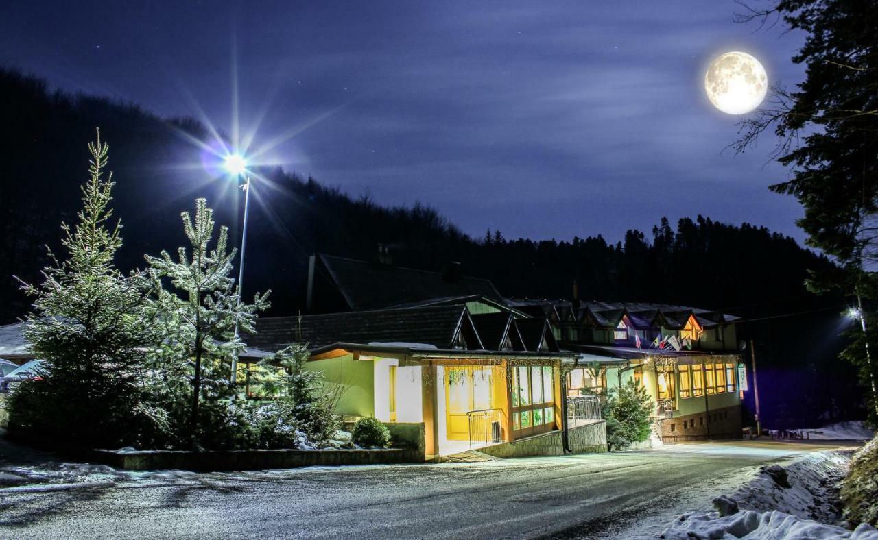 Hotel Šomka Drienica Bagian luar foto