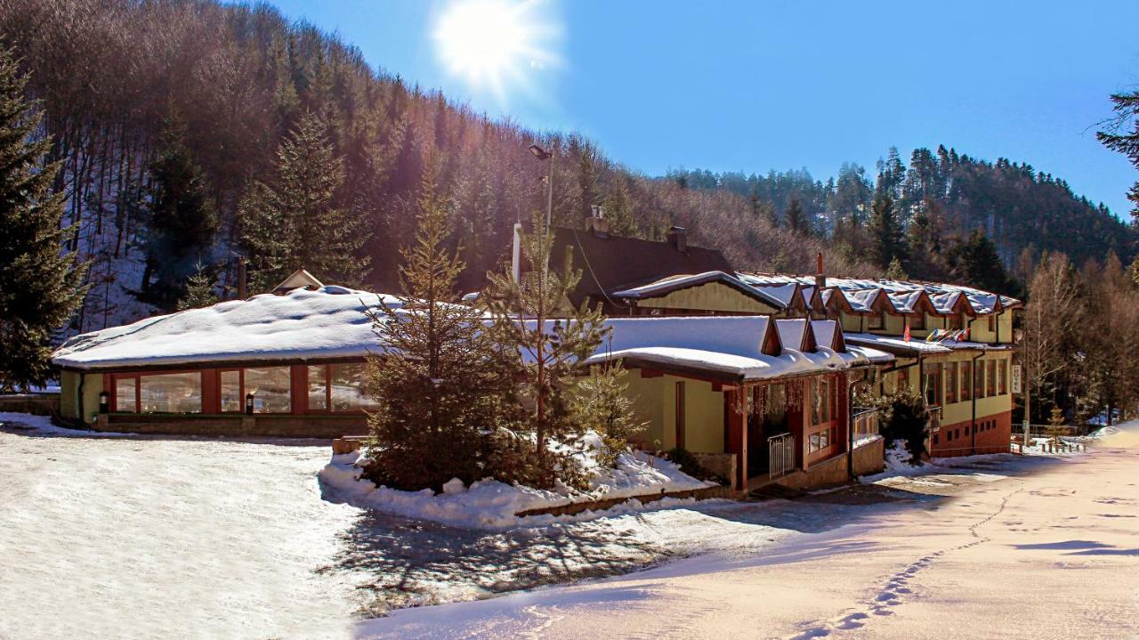 Hotel Šomka Drienica Bagian luar foto