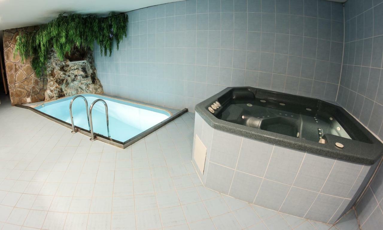 Hotel Šomka Drienica Bagian luar foto