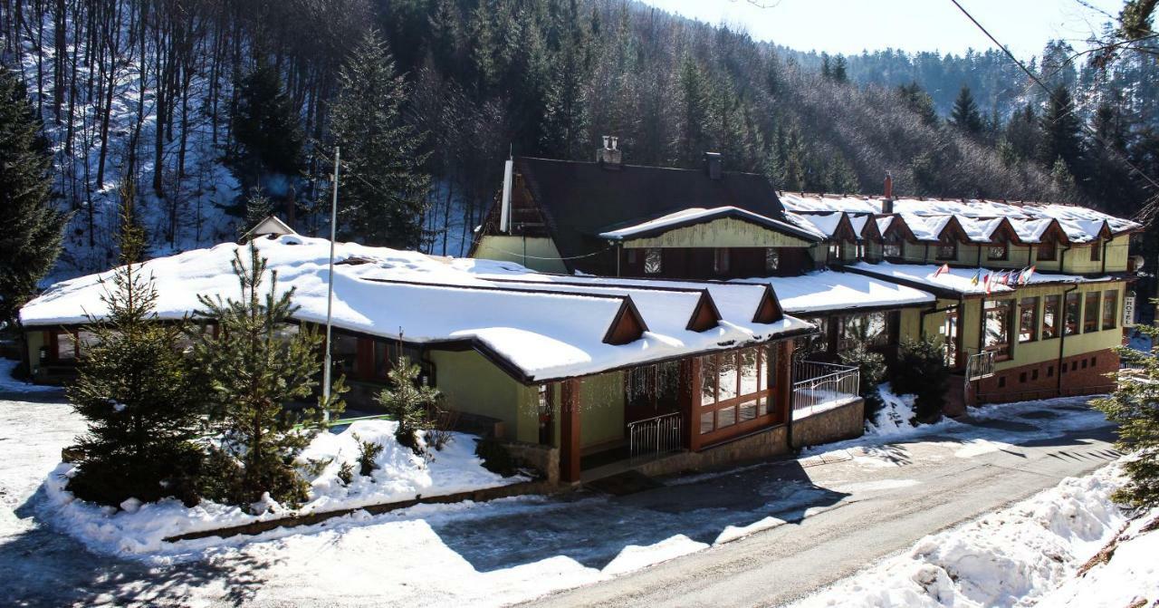 Hotel Šomka Drienica Bagian luar foto